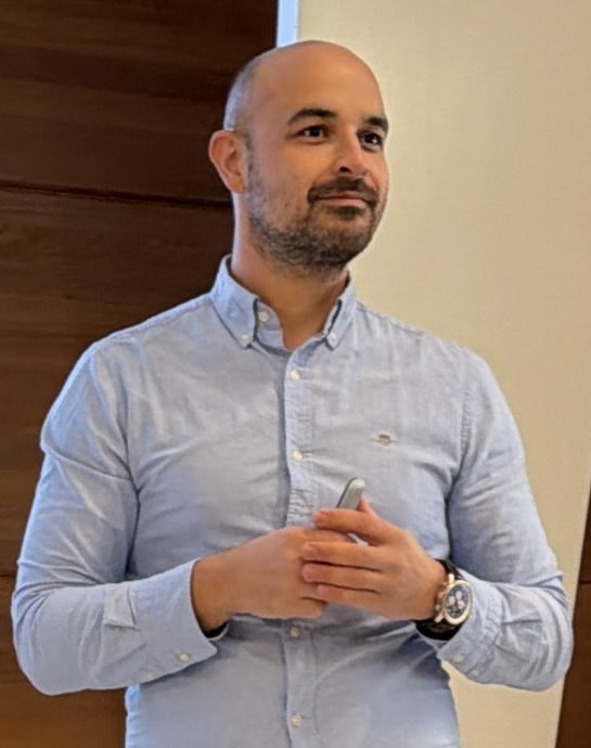 Léderer András